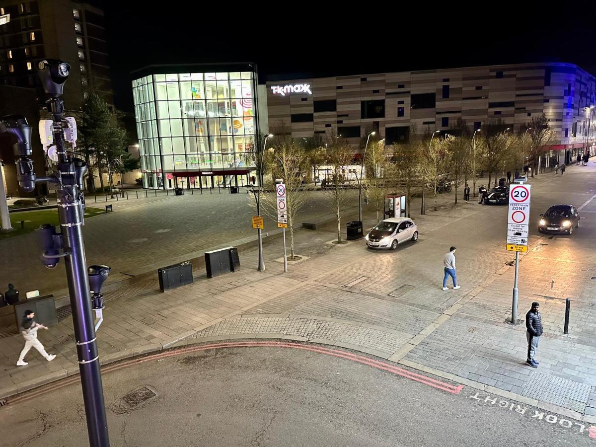 Luton Town Centre Apartment エクステリア 写真